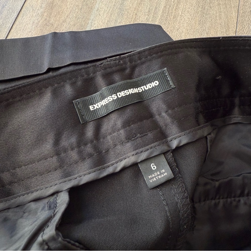Vtg Y2K Express satin mini micro low rise shorts black size 6 - Picture 5 of 7